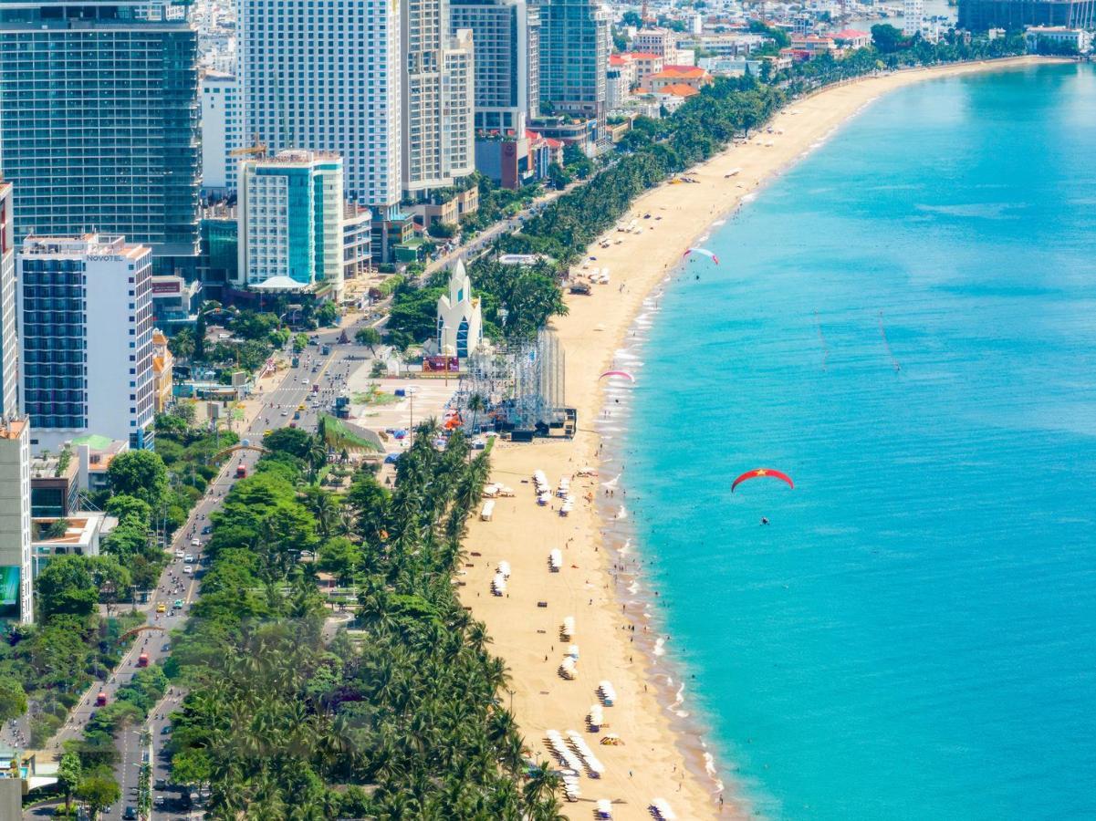 Panorama Oceanic Grand Residences Nha Trang Exteriör bild