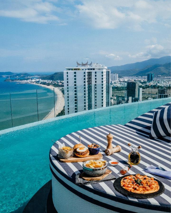 Panorama Oceanic Grand Residences Nha Trang Exteriör bild