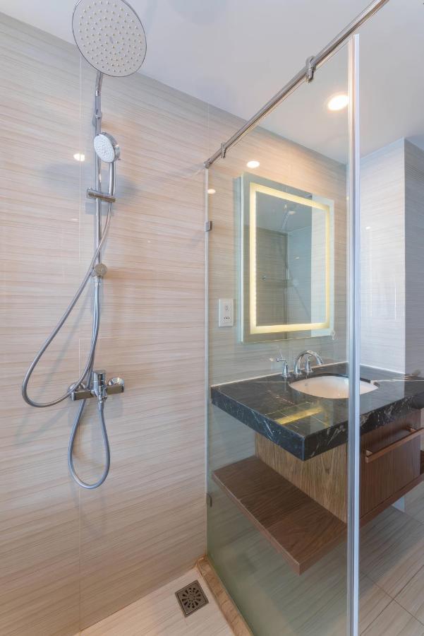 Panorama Oceanic Grand Residences Nha Trang Exteriör bild